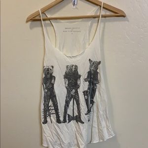 Raw edge tank with metal bears